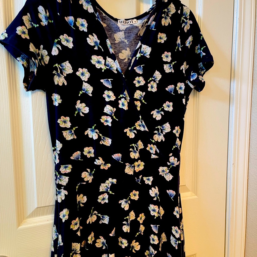 Maxi dress .. worn once. Super comfy casual wear.